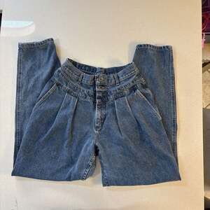 Vintage Lee Bareback High Waisted Pleated Mom Jeans